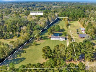 391 Marions Ferry Rd, Huntington, TX 75949
