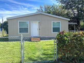 845 S Meyers St, Kettle Falls, WA 99141