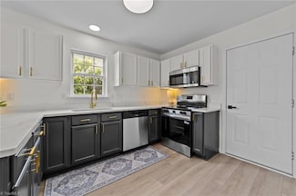 4908 Peppercorn Ln, Greensboro, NC 27406