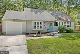 17 Waltham Way, Sicklerville, NJ 08081