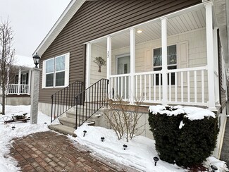 27 Lantern Ln, Rutland, MA 01543