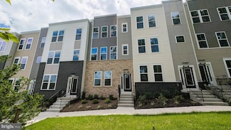 17944 Alicia Ave, Dumfries, VA 22026
