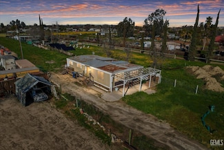 10024 Brimhall Rd, Bakersfield, CA 93312