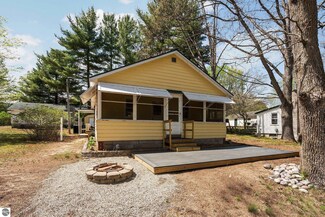421 Howard St, Fife Lake, MI 49633
