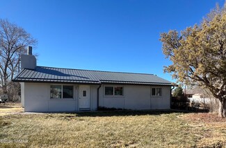 107 N Zuni St, Springerville, AZ 85938