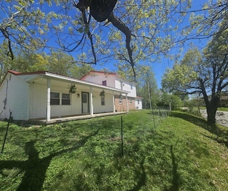 805 Calverts Ln, West Portsmouth, OH 45663