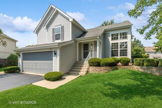 1369 Lily Ct, Grayslake, IL 60030