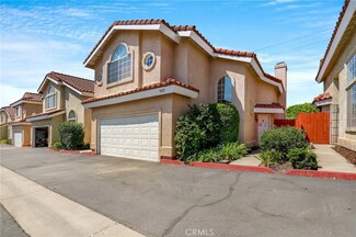 1327 Heather Ln, Duarte, CA 91010
