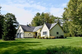 92 Woodland Dr, Pittsford, VT 05763