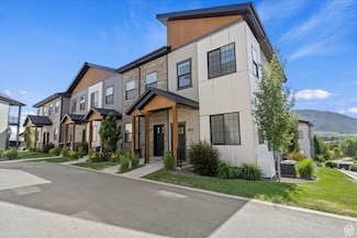 3577 N Lakeview Ct Unit 74, Eden, UT 84310