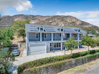313 W Noakes St, El Cajon, CA 92019