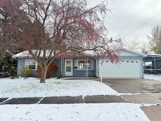 207 Elm St, Sault Sainte Marie, MI 49783