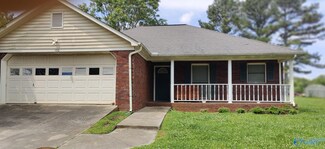 160 Kimberly Ln, Huntsville, AL 35810
