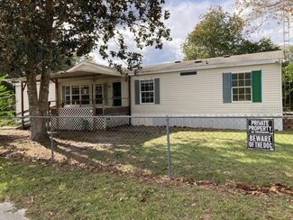 570 SE 129th Ct, Silver Springs, FL 34488