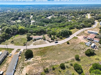 3102 Hilltop Ct, Granbury, TX 76048