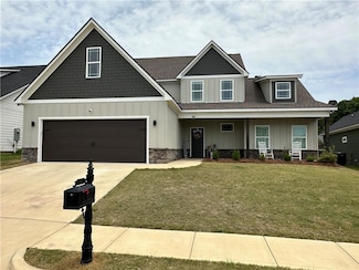 46 Ivy Loop, Phenix City, AL 36867