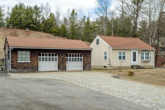 142 State Rd E, Westminster, MA 01473