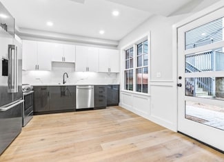 300 Somerville Ave Unit B, Somerville, MA 02143