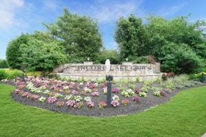 3 Concerto Dr, Lake Grove, NY 11755