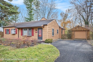 1550 Ann St, East Lansing, MI 48823