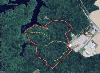 19 AC Hilltop Ln, Smithfield, VA 23430