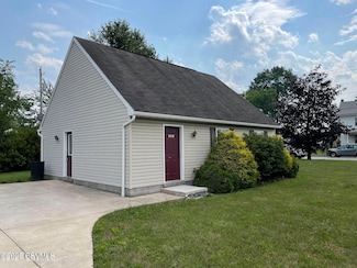945 Buffalo Rd, Lewisburg, PA 17837