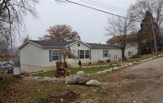 188 Ems W17 Ln, North Webster, IN 46555