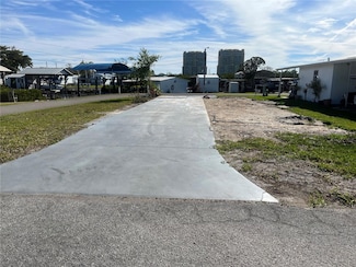 208 Tankey Dr Unit 315, Palmetto, FL 34221