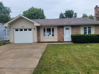 938 Mulford Ln, Joliet, IL 60431