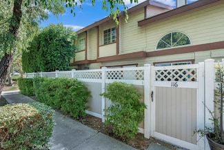 8939 Gallatin Rd Unit 116, Pico Rivera, CA 90660