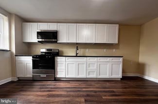316 Cherry St, Camden, NJ 08103