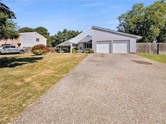 359 Jamaica Ave, Medford, NY 11763