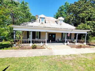 1989 Main St, Louisville, AL 36048