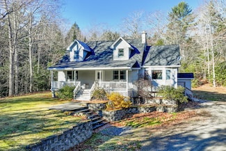 51 Brookview Dr, Bucksport, ME 04416