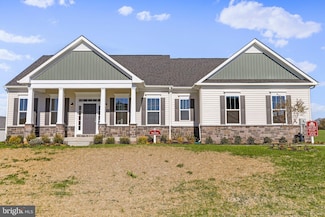 13802 Delight Dr, Hagerstown, MD 21742