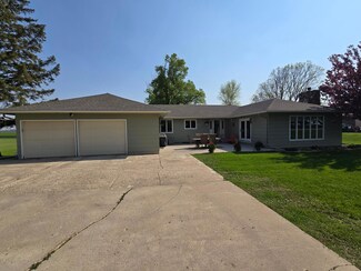 949 State Highway 30, Pipestone, MN 56164