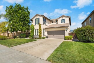 200 Blue Jay Ln, Redlands, CA 92374