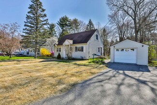 17 Raven St, Nashua, NH 03060