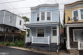 331 E Arch St, Pottsville, PA 17901