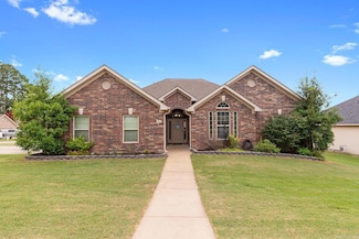 2104 Magna Carta Ln, Bryant, AR 72022