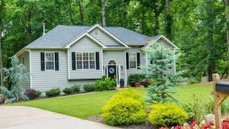 5930 Shannon Dr, Cumming, GA 30040