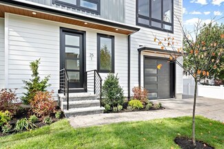 25 Tolman St Unit 2, Waltham, MA 02453