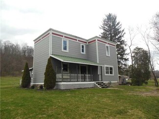 104 Edgewater Dr, New Galilee, PA 16141
