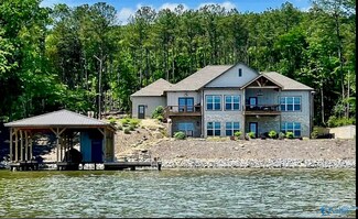 7003 Lister Ferry Rd, Rainbow City, AL 35906