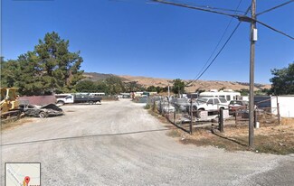 8160 Monterey Rd, Morgan Hill, CA 95037