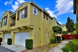 27482 Hazelhurst St Unit 3, Murrieta, CA 92562