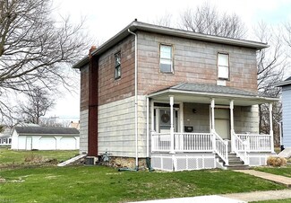 340 Union St, Columbiana, OH 44408