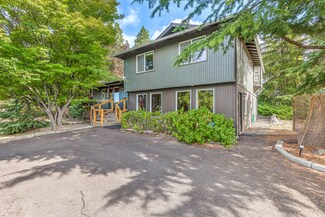1603 Highcrest Dr, Medford, OR 97504