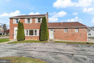 2999 Pennview Ave, Broomall, PA 19008