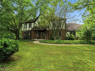 19070 Ridgeview Trail, Chagrin Falls, OH 44023